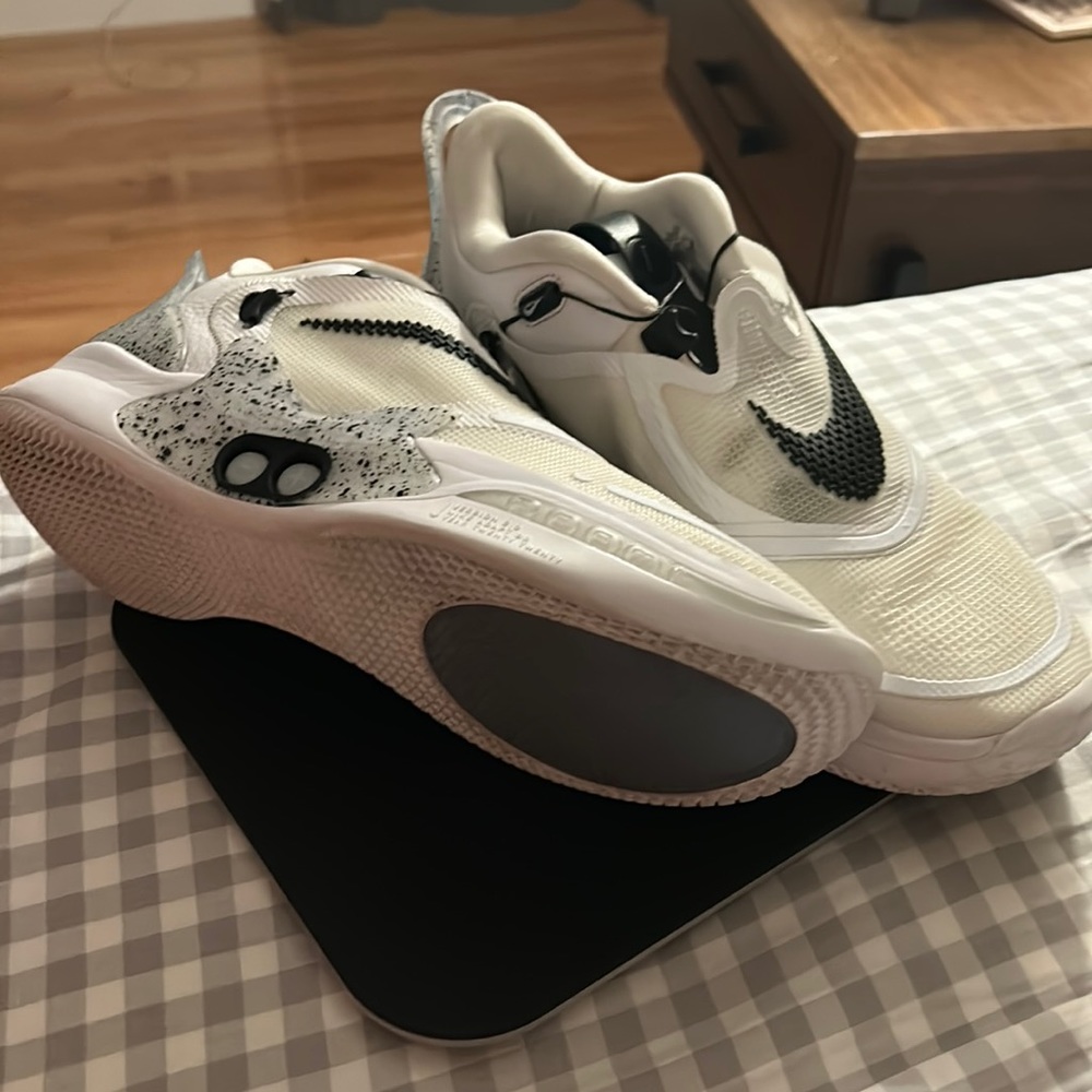 Nike adapt bb 2.0